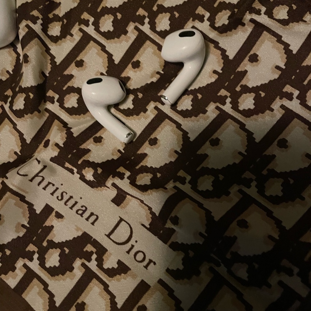 3 rd generation apple air pods